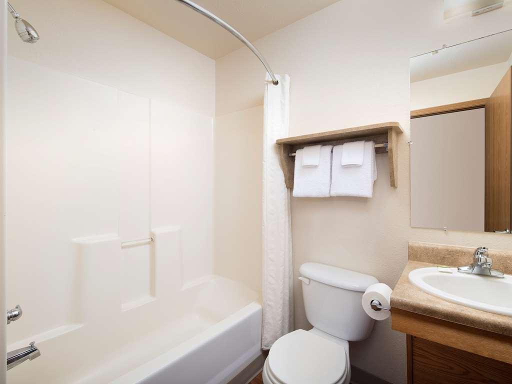 Extended Stay America Select Suites - Wichita - South Екстериор снимка