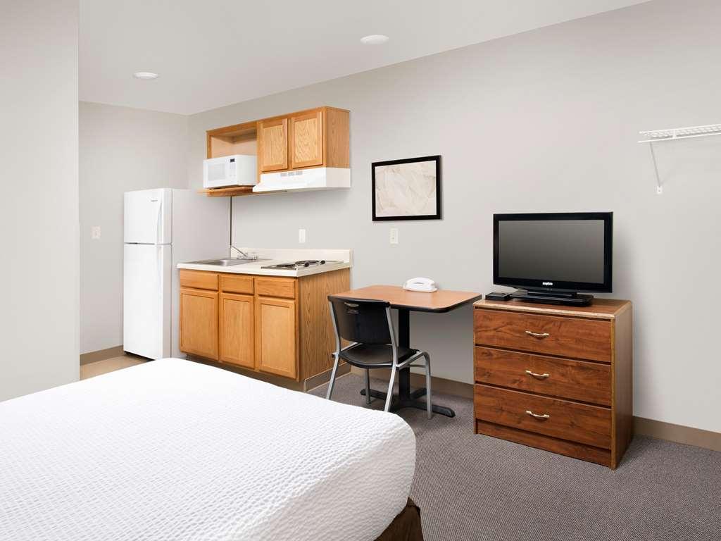 Extended Stay America Select Suites - Wichita - South Стая снимка