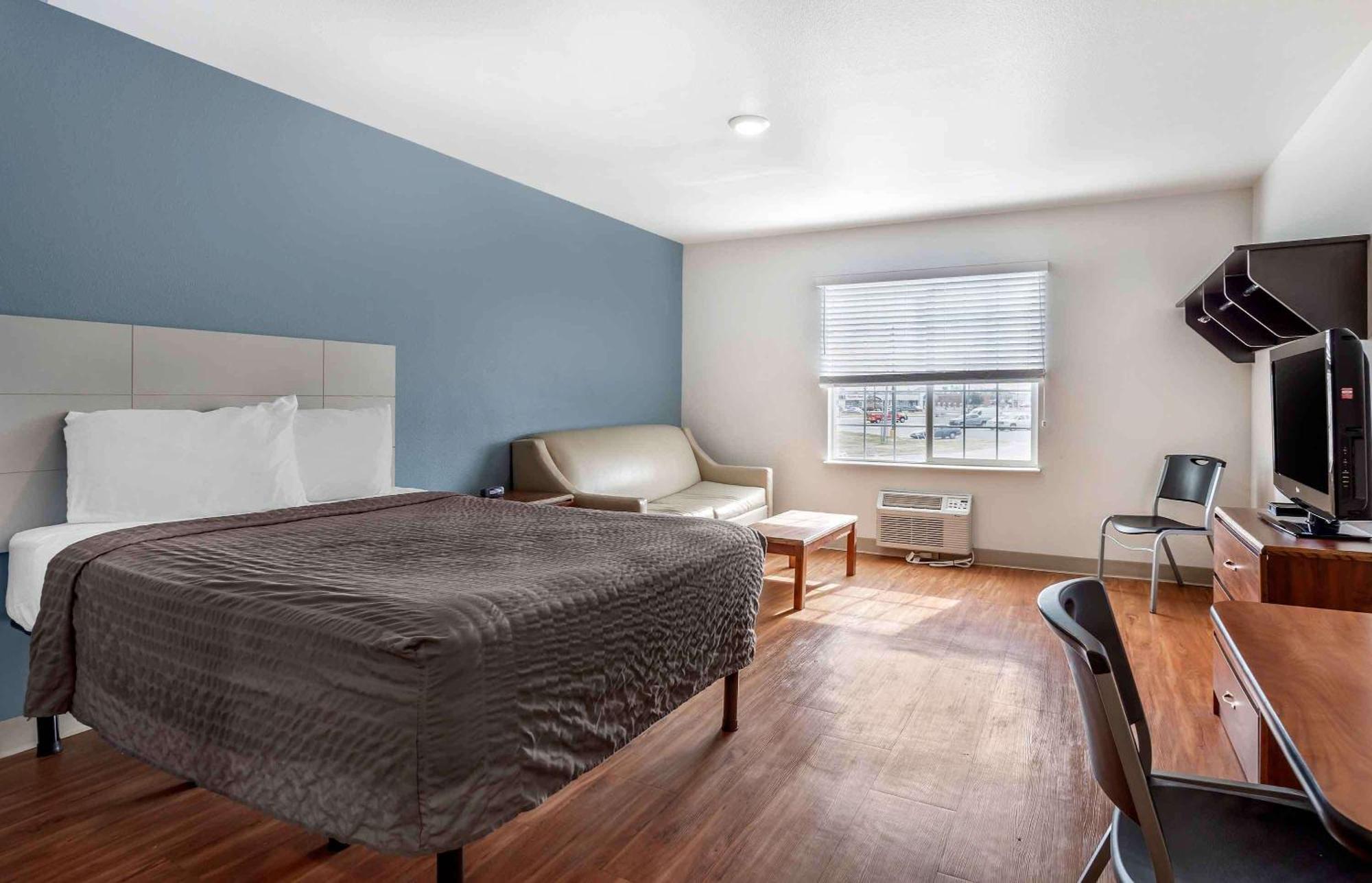 Extended Stay America Select Suites - Wichita - South Екстериор снимка