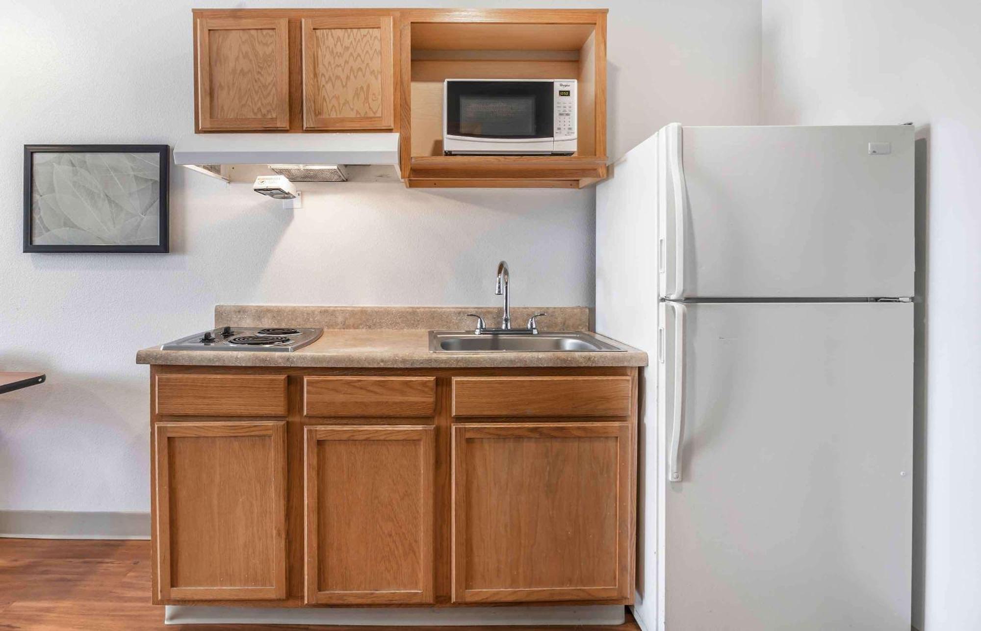 Extended Stay America Select Suites - Wichita - South Екстериор снимка