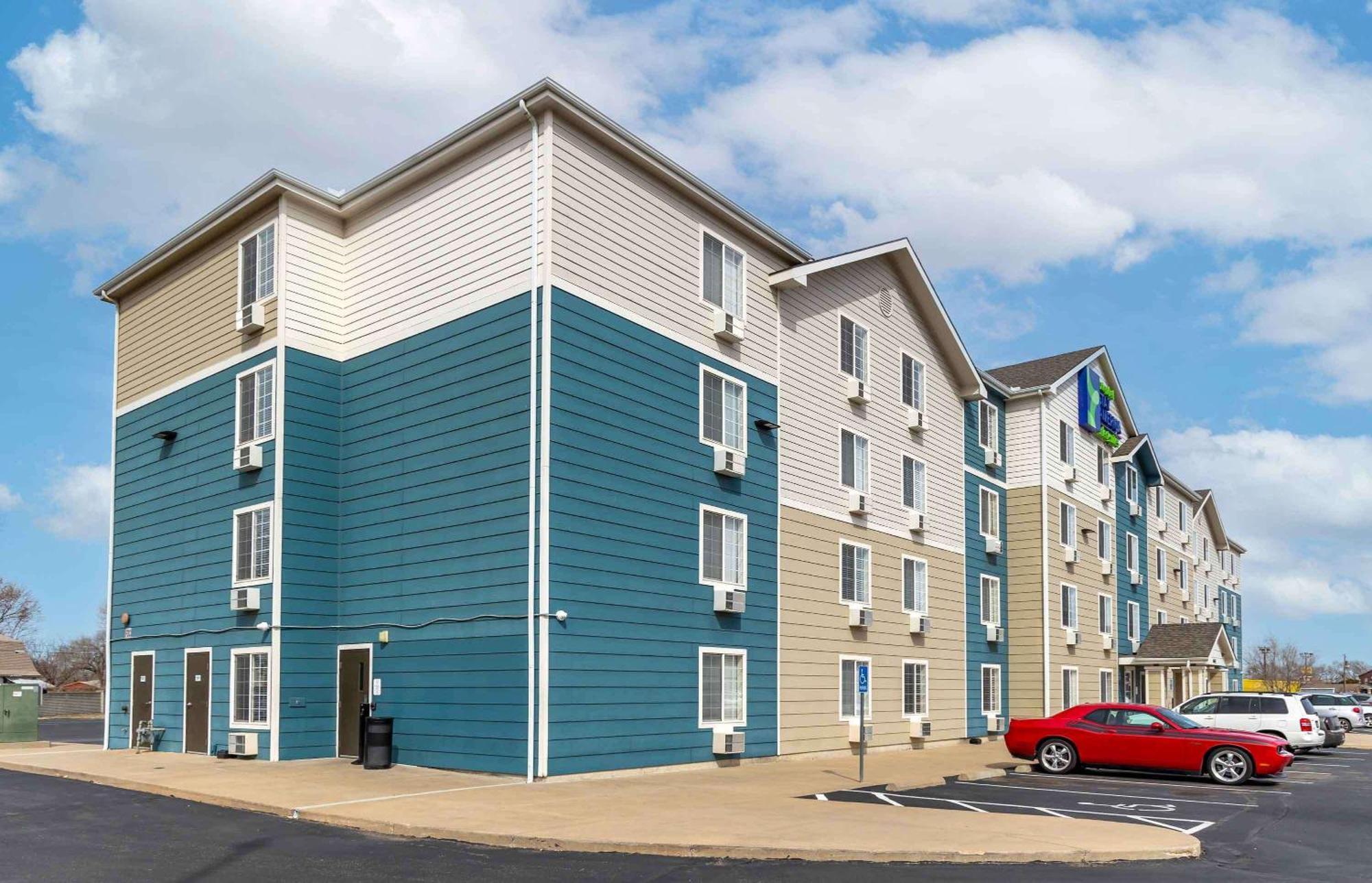 Extended Stay America Select Suites - Wichita - South Екстериор снимка